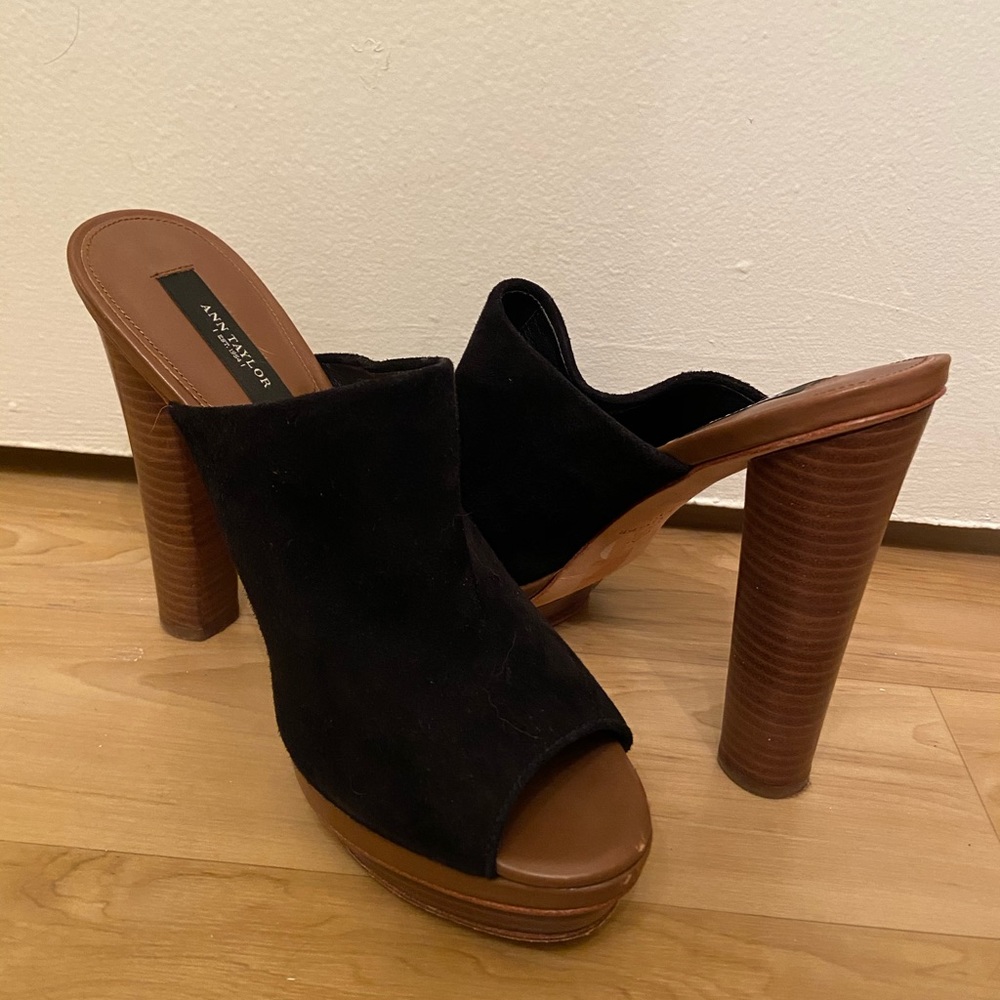 Ann Taylor black suede mules